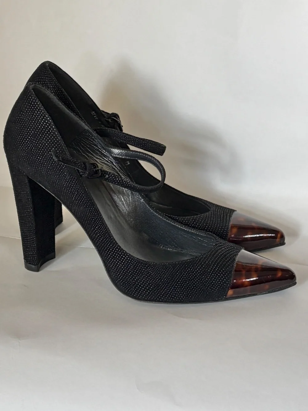 Stuart Weitzman stuart weitzman